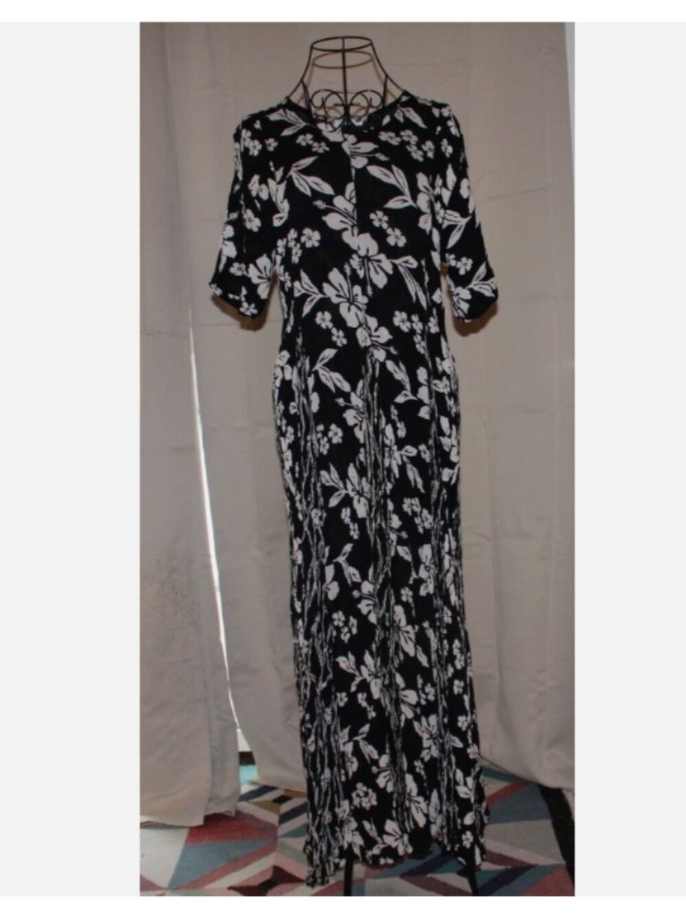 NWT Sahiba Black & White Floral Maxi Dress Hibiscus Print Sz L Rayon Fabric